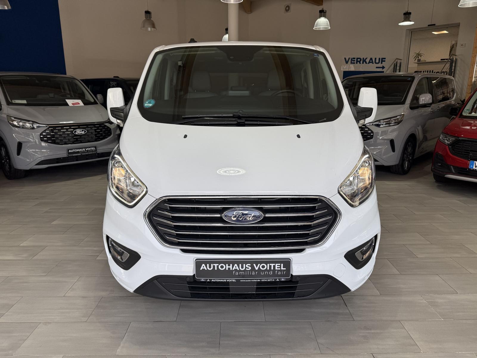 Ford Tourneo Custom Titanium L1 Automatik / Standheiz