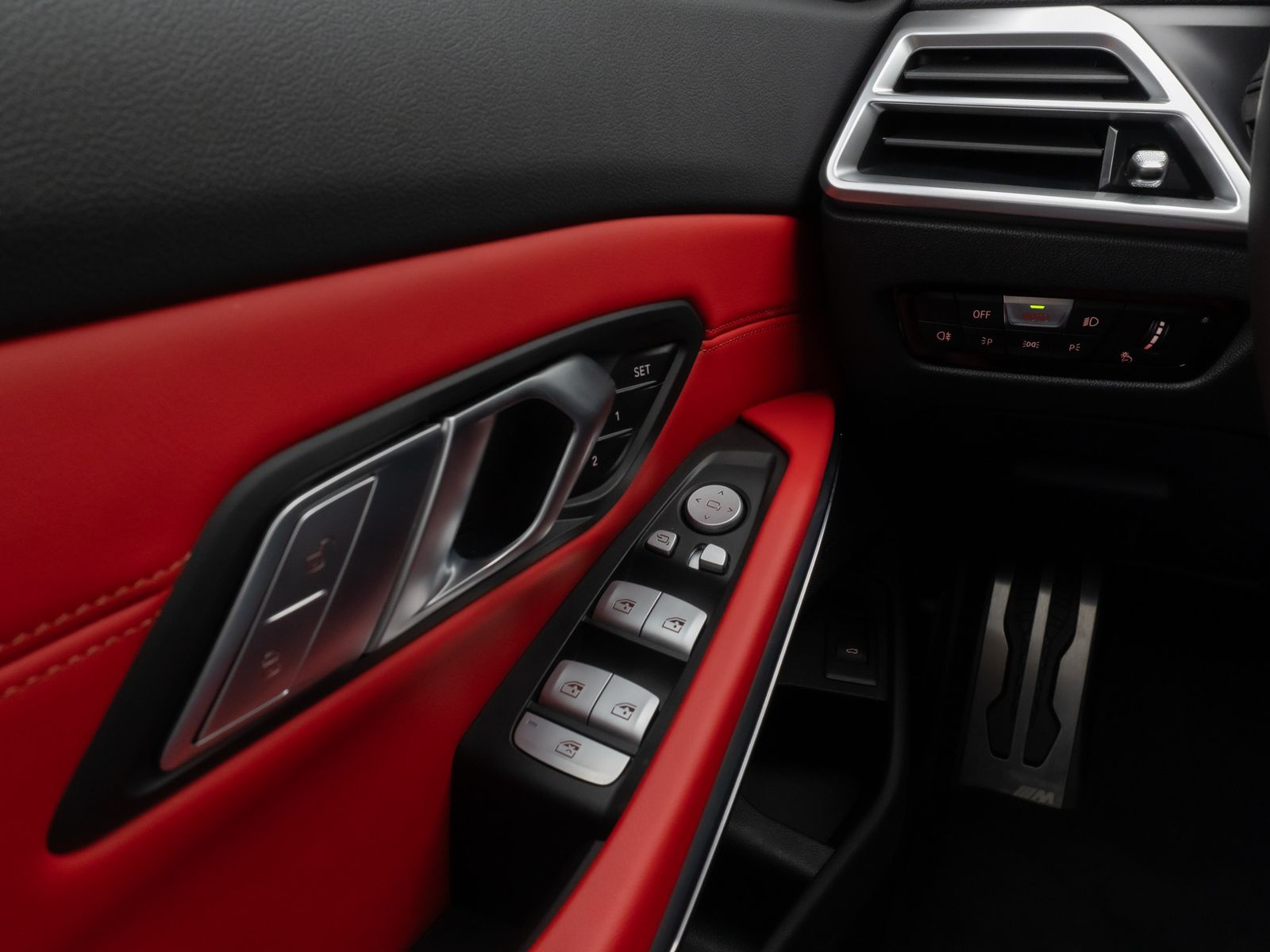 Fahrzeugabbildung BMW M3 Competition xD DriversPack. Schalensitz. Froz