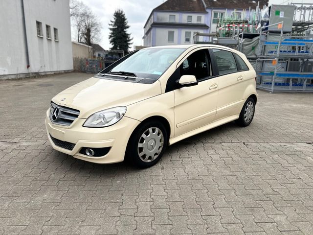 Mercedes-Benz B 180 B -Klasse