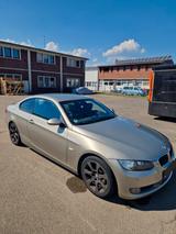 BMW 320i Coupé  - BMW 320 aus 2008: Coupé, 320i