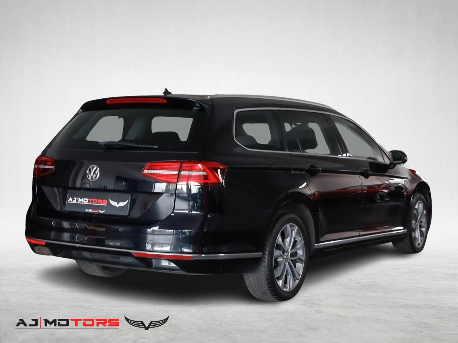 Volkswagen Passat Variant Highline *ACC-KAMERA-LED-VIRTUAL*