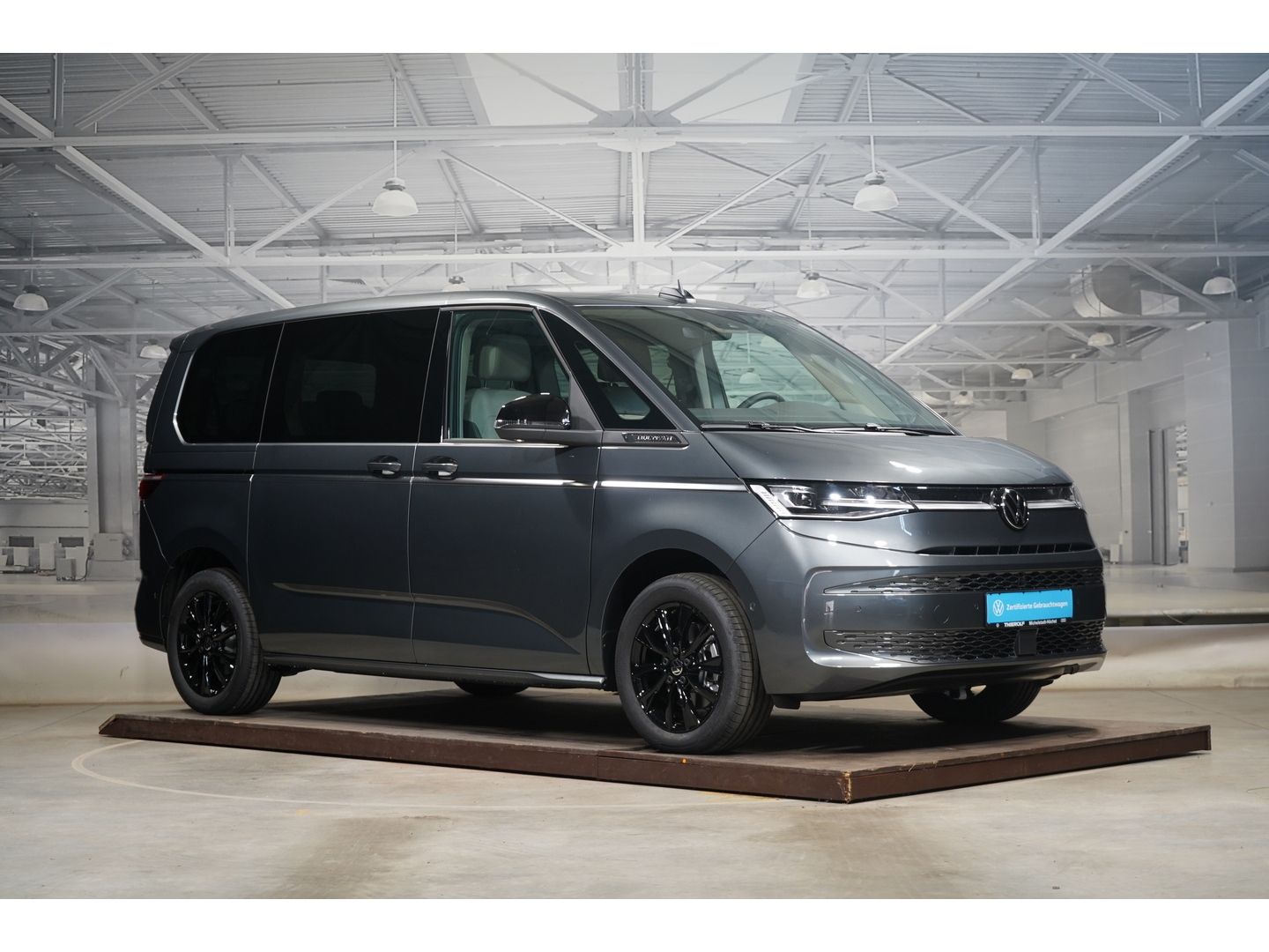 Volkswagen T7 Multivan Style 2.0 TDI KÜ Vis-a-vis AHK Stand foto 4