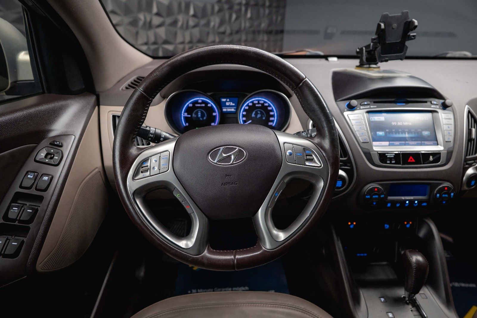 Fahrzeugabbildung Hyundai ix35 Premium AWD Autom. *Kamera*Navi*TÜV Neu*LED