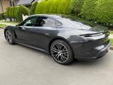 Porsche Taycan Perf.+ Pano 20' BOSE InnoDrive bis 11.06. - Porsche Taycan: Sportwagen