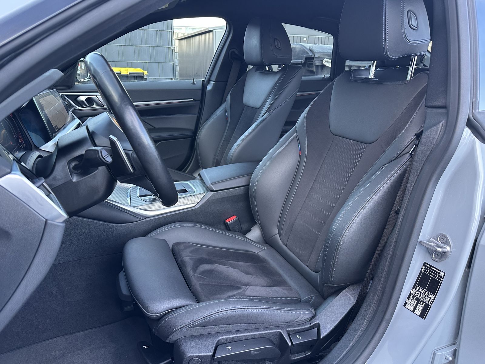 Fahrzeugabbildung BMW 420i Gran Coupé Aut. M-Sport NAV+LED+HIFI+1.HD