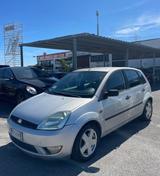 Ford Fiesta 1.4 16V 5p. Ghia - Ford Fiesta aus 2003: Ghia