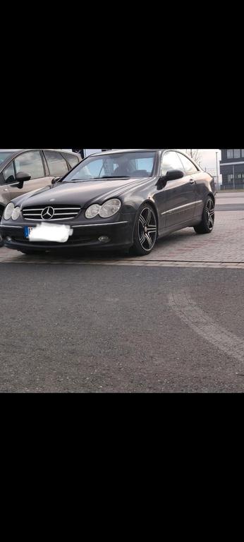 Mercedes-Benz CLK 320