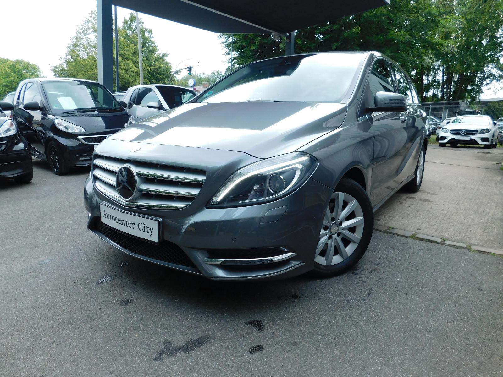Mercedes-Benz B 220 4MATIC DCT Leder Bi Xenon Navi AnHänK PDC