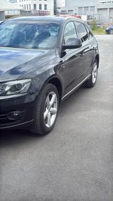 Audi Q5 Audi 3.0 tdi  schwarz metallic - Audi Q5 mit Diesel-Antrieb: Geländewagen, Metallic