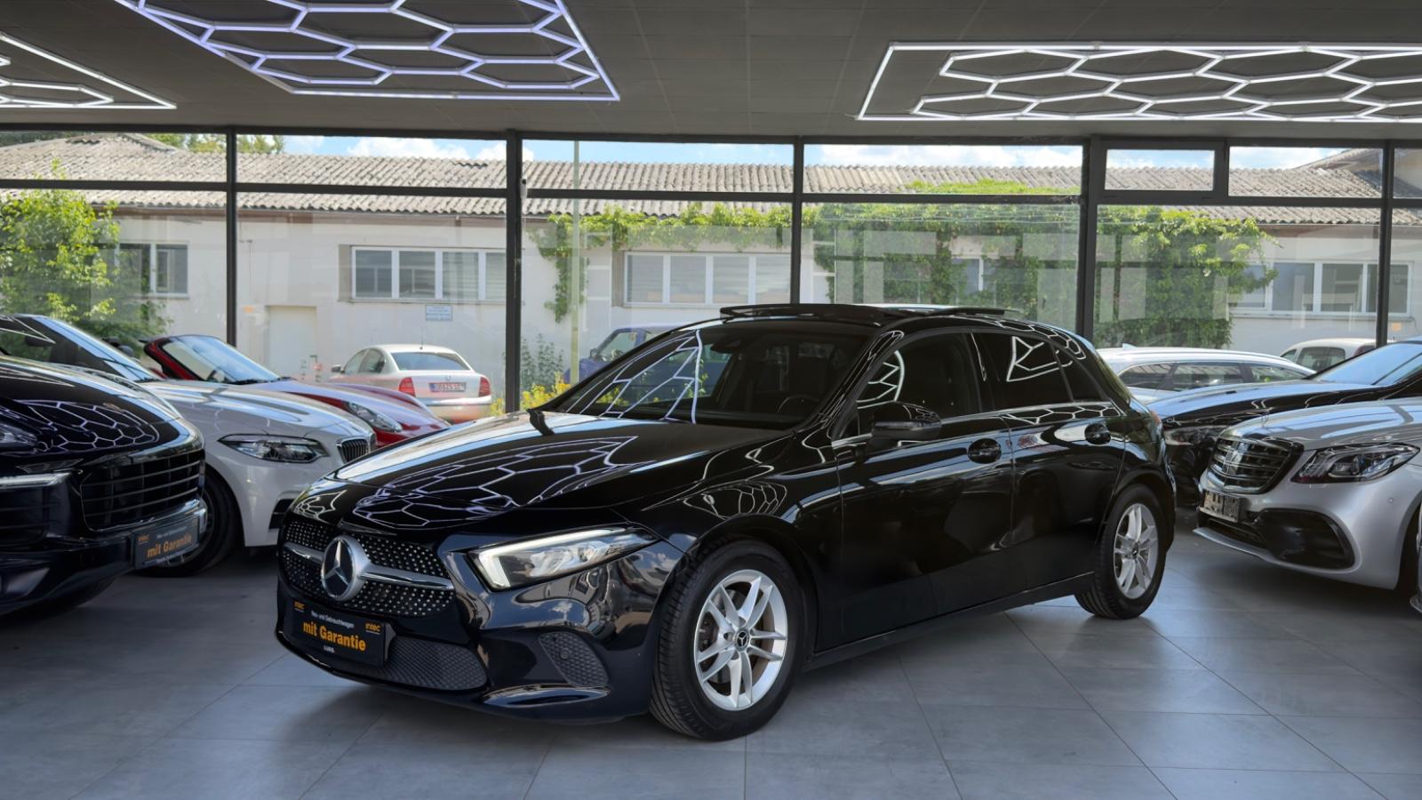 Mercedes-Benz A 180d PANORAMA LED VIRTUAL APPLE-CARPLAY KAMERA