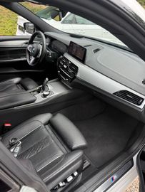 BMW 640 Gran Turismo - 8