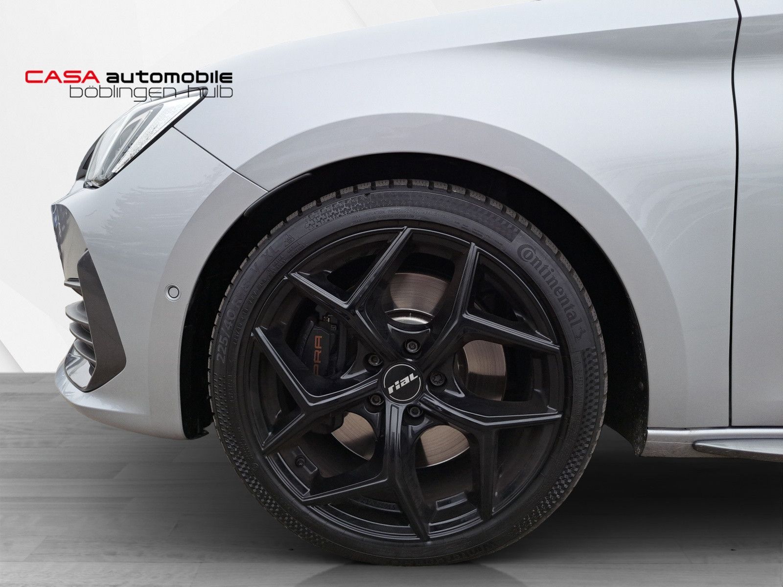 Leon Sportstourer VZ 4Drive 2.0 TSI DSG AHK Pano