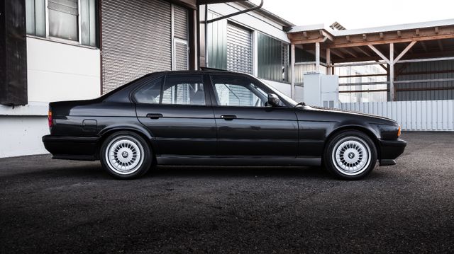 BMW M5 E34 3,6Ltr. Limousine*1.Hd*deutsch*nur7.600km