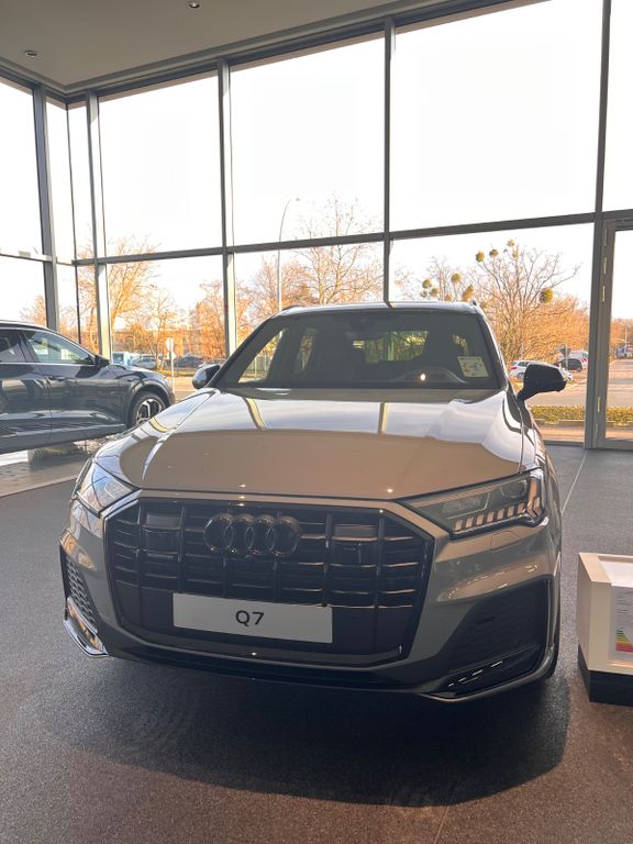 Image of Audi Q7