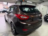 Hyundai ix35 FIFA World Cup Edition AWD - Hyundai ix35 mit Diesel-Antrieb: Automatik