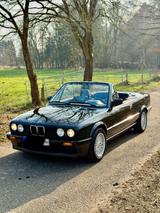 BMW E30 318i Cabrio Shadowline diamantschw... - BMW 318 aus 1991: 318i
