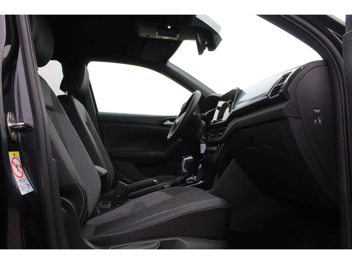 Volkswagen T-Cross - Bild 8