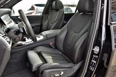 Fahrzeugabbildung BMW X7 xD 40d M Sport Pano Laser h/k ACC 360° 21"