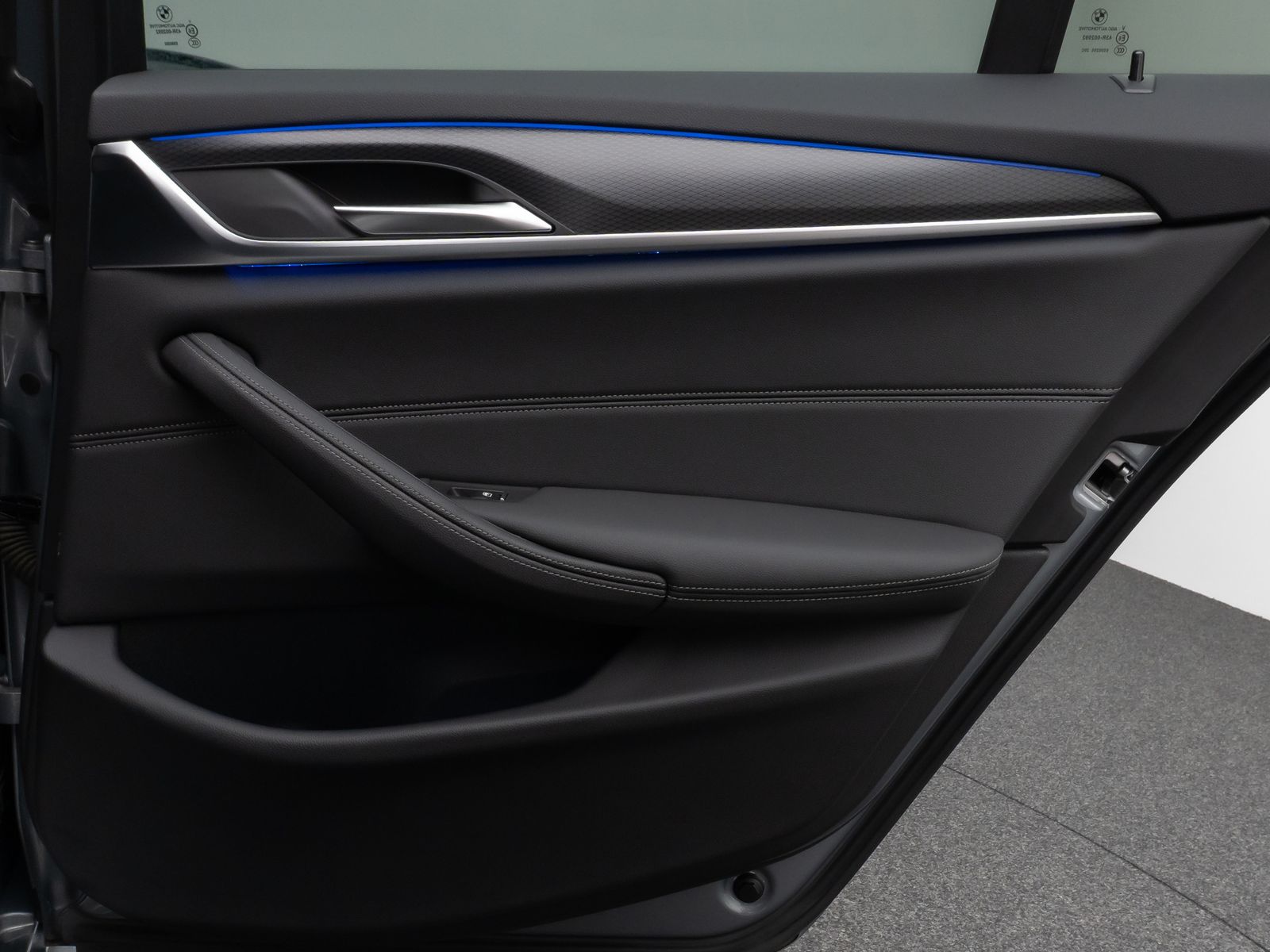 Fahrzeugabbildung BMW 540d xD M SportPro Kamera Laser HUD DAB HiFi 19"