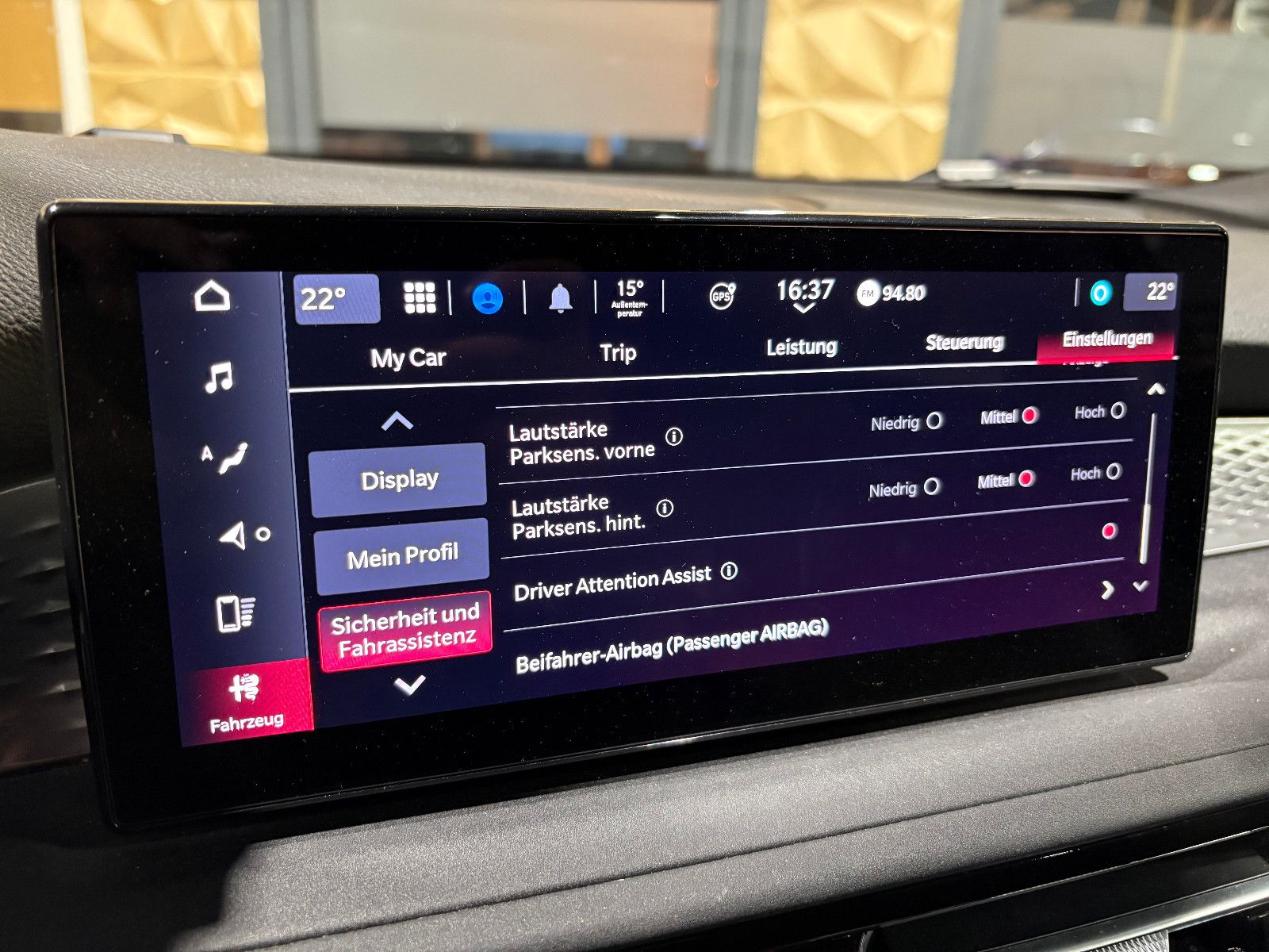 Fahrzeugabbildung Alfa Romeo Tonale Sprint/APPLE/NAVI/ACC/PDC/SPURHALTE/KLIMA