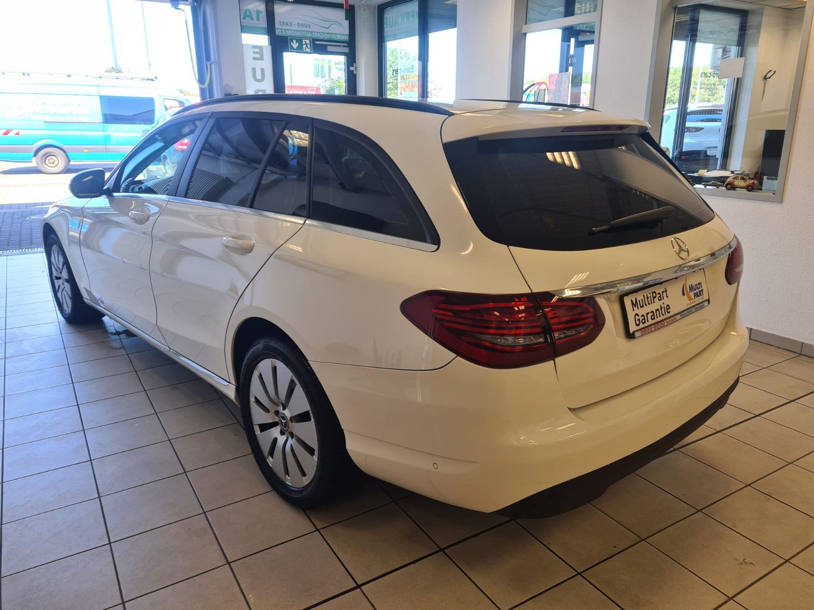 Fahrzeugabbildung Mercedes-Benz C 220 T-Modell d 4Matic / MULTIBEAM / KAMERA /