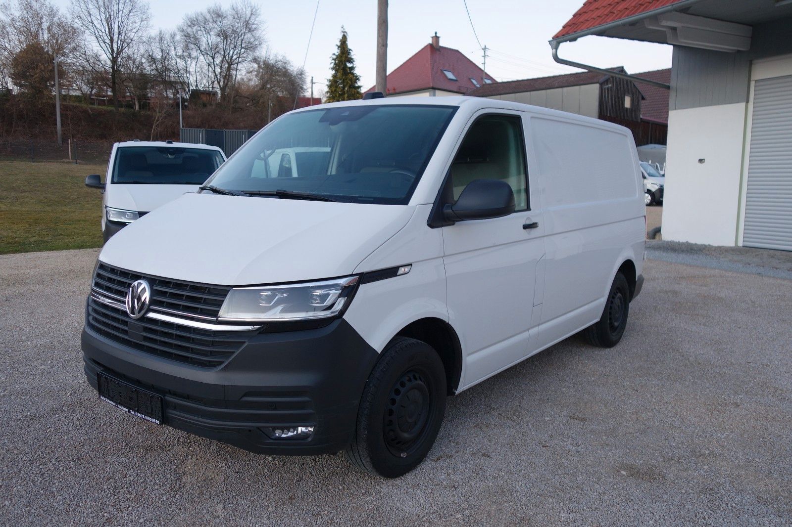 Volkswagen T6 Transporter - 1