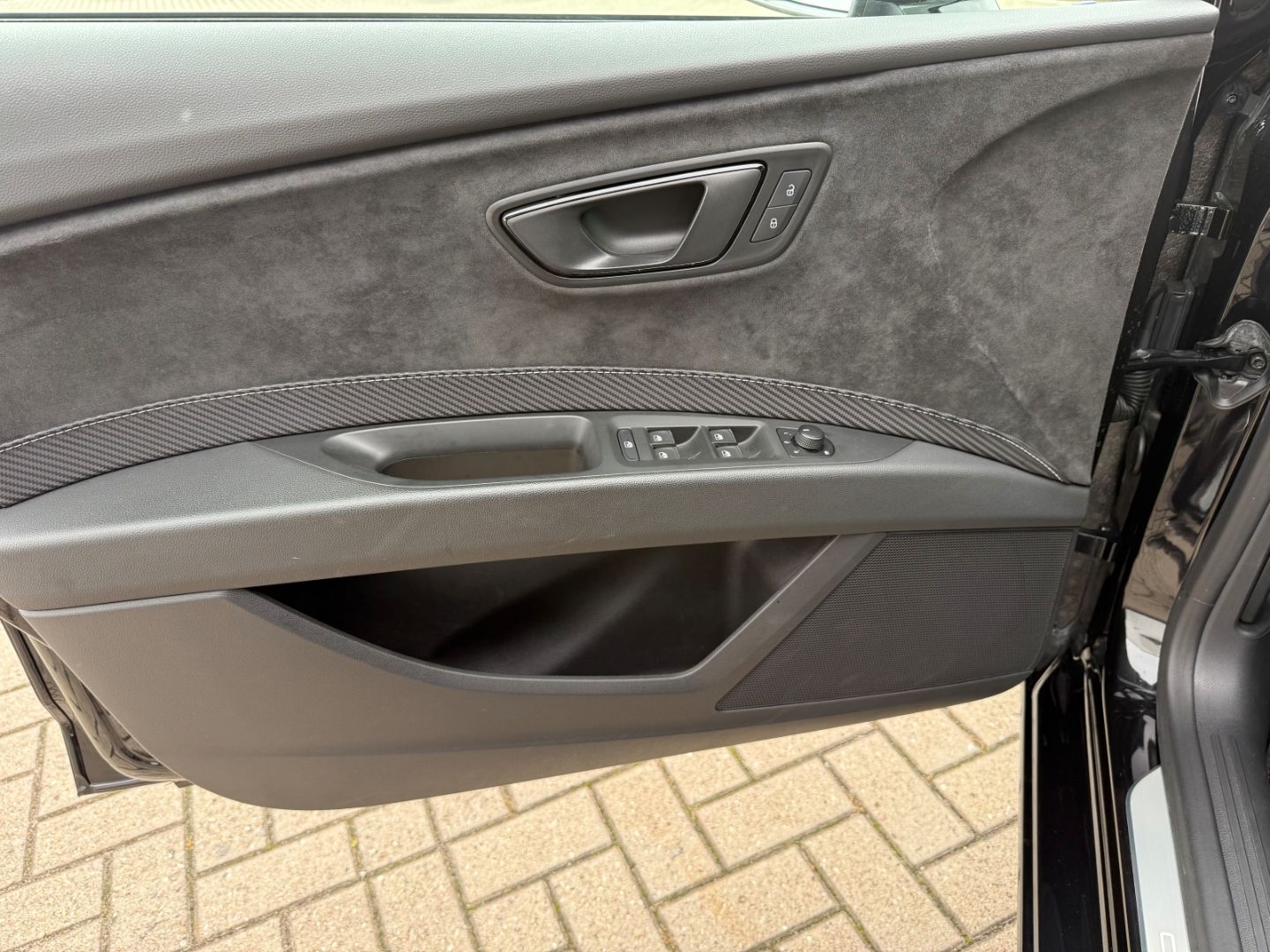 SEAT Leon 290 2.0 TSI EU6d-T Cupra C1 Carplay LED ALU - Image 14