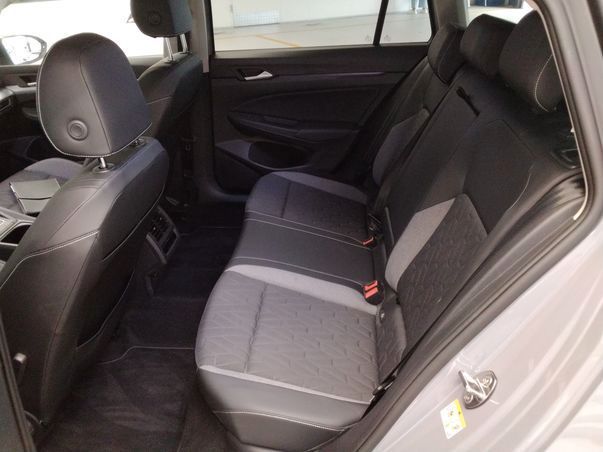 Volkswagen Golf - Bild 9