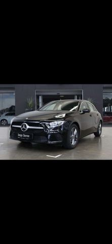 MERCEDES-BENZ Mercedes Benz A200
