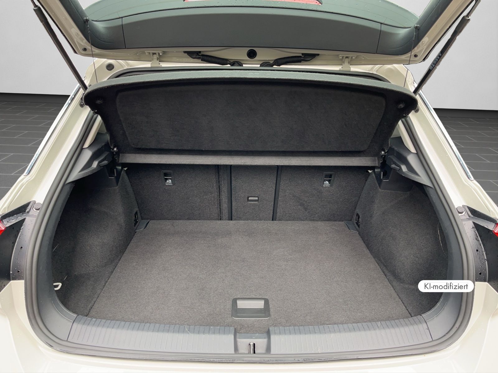 Volkswagen T-Roc - Bild 16