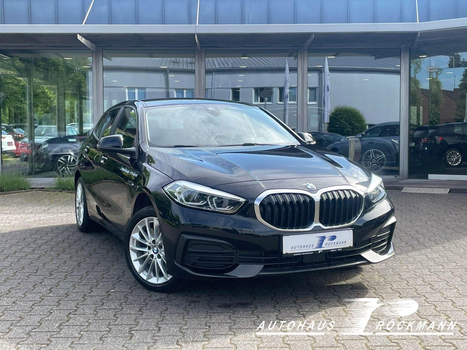 BMW 120d Aut. Navi CarPlay Live PDC WR Spur DAB