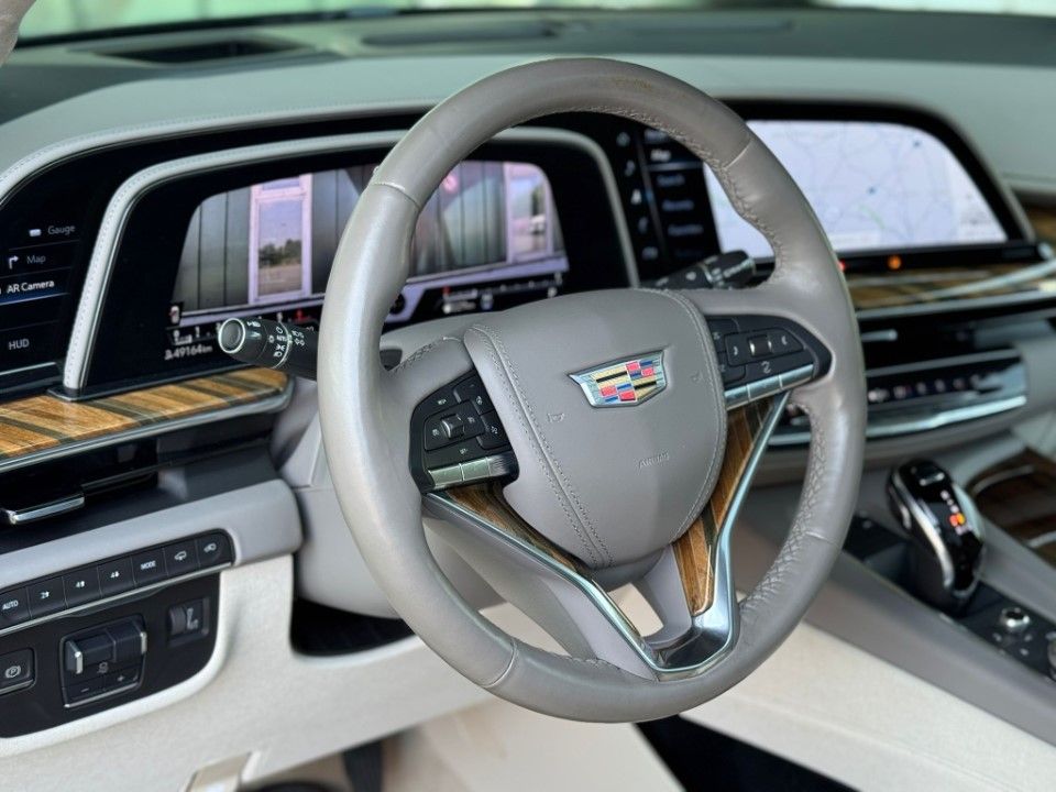 Fahrzeugabbildung Cadillac Escalade ESV Sport Platinum VOLL uff 1 Hd.