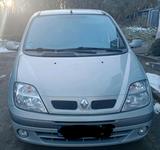 Renault Megane Scenic - Renault Megane mit Benzin-Antrieb: Van