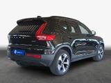 Volvo XC40 B4 B AWD DKG Ultimate Dark - Volvo XC40: Ultimate Dark