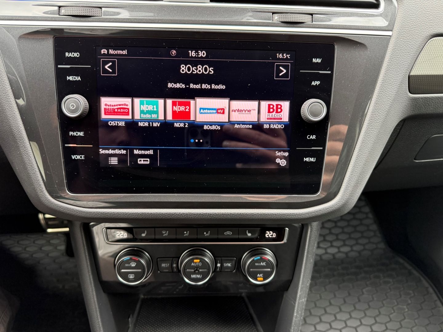 VW Tiguan Join Start-Stopp 4Motion 2.0 TDI BMT EU6d - Image 17