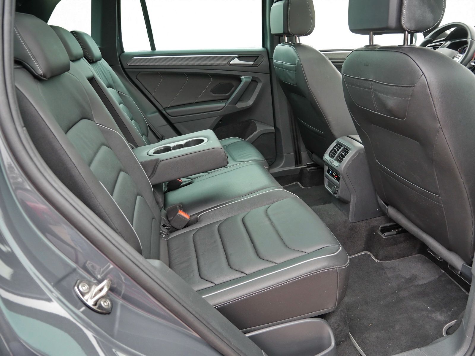 Volkswagen Tiguan - Bild 16