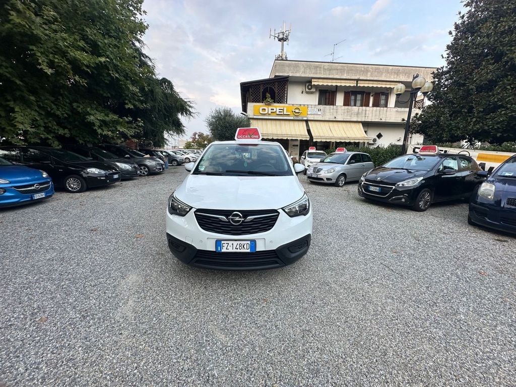 Image of Opel Crossland (X)