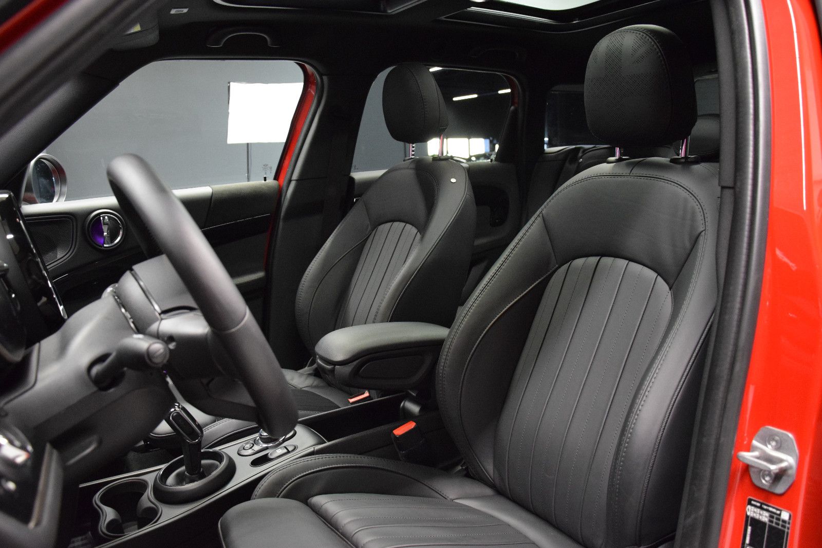 Fahrzeugabbildung MINI Cooper Countryman YOURS Pano HuD Leder AHK Memor