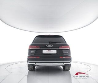 Audi Q7 - 2