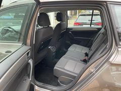 Fahrzeugabbildung Volkswagen Golf Sportsvan VII Comfortline inkl. Garantie!