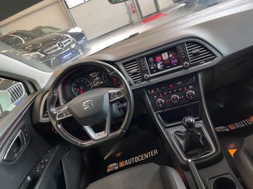 Seat Leon FR *LED*NAVI*SZHZ*TEMPOMAT*SPORTSITZE*TOUCH