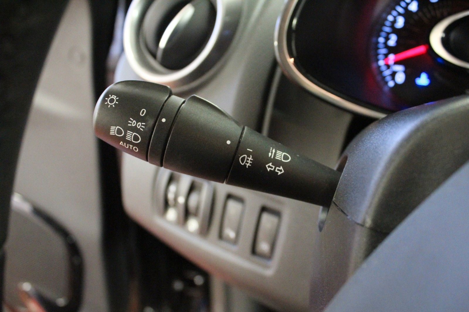 Fahrzeugabbildung Renault Clio TCe 90 GT Line *Navi*Klima*Winterräder *