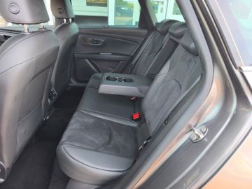 Seat Leon Xcellence*DSG*AHK*Navi*LED*Kamera*SHZ*PDC*