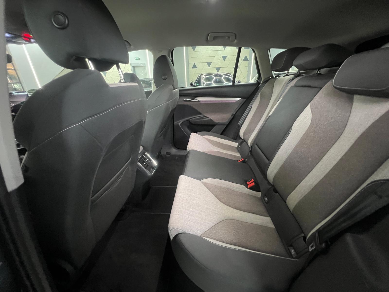 SKODA ENYAQ - 60 LODGE - 179 CV - PACK CHROME
