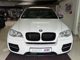 BMW X6 M50d*HUD*AHK*STNDHZ*360*SOFT*KEYGO*EGSD*VOLL - BMW X6 M50 aus 2013