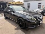 Mercedes-Benz E 220 BlueTEC AVANTGARDE*20 ZOLL+NAVI+XENON*