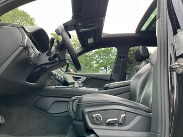 Audi Q7 - 10
