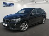 BMW X1 20i Sport Line AHK Navi el.Heckklappe SHZ Len - BMW X1: Leder