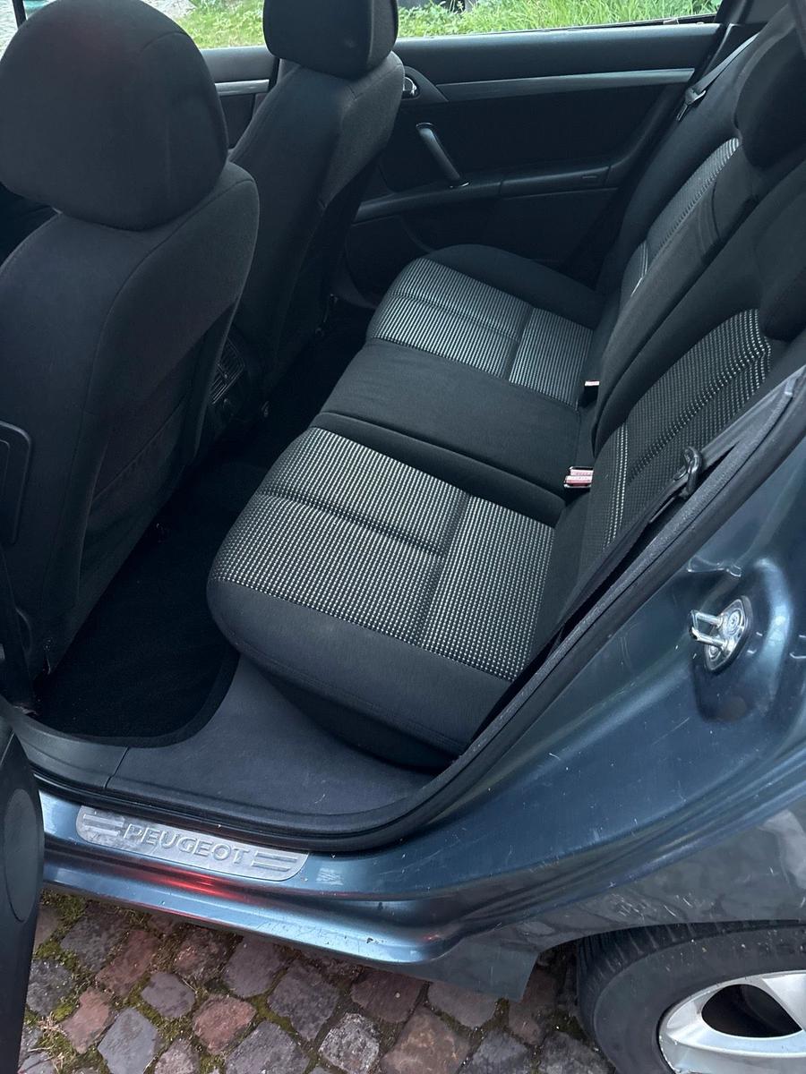Peugeot 407 2006 — photo 11