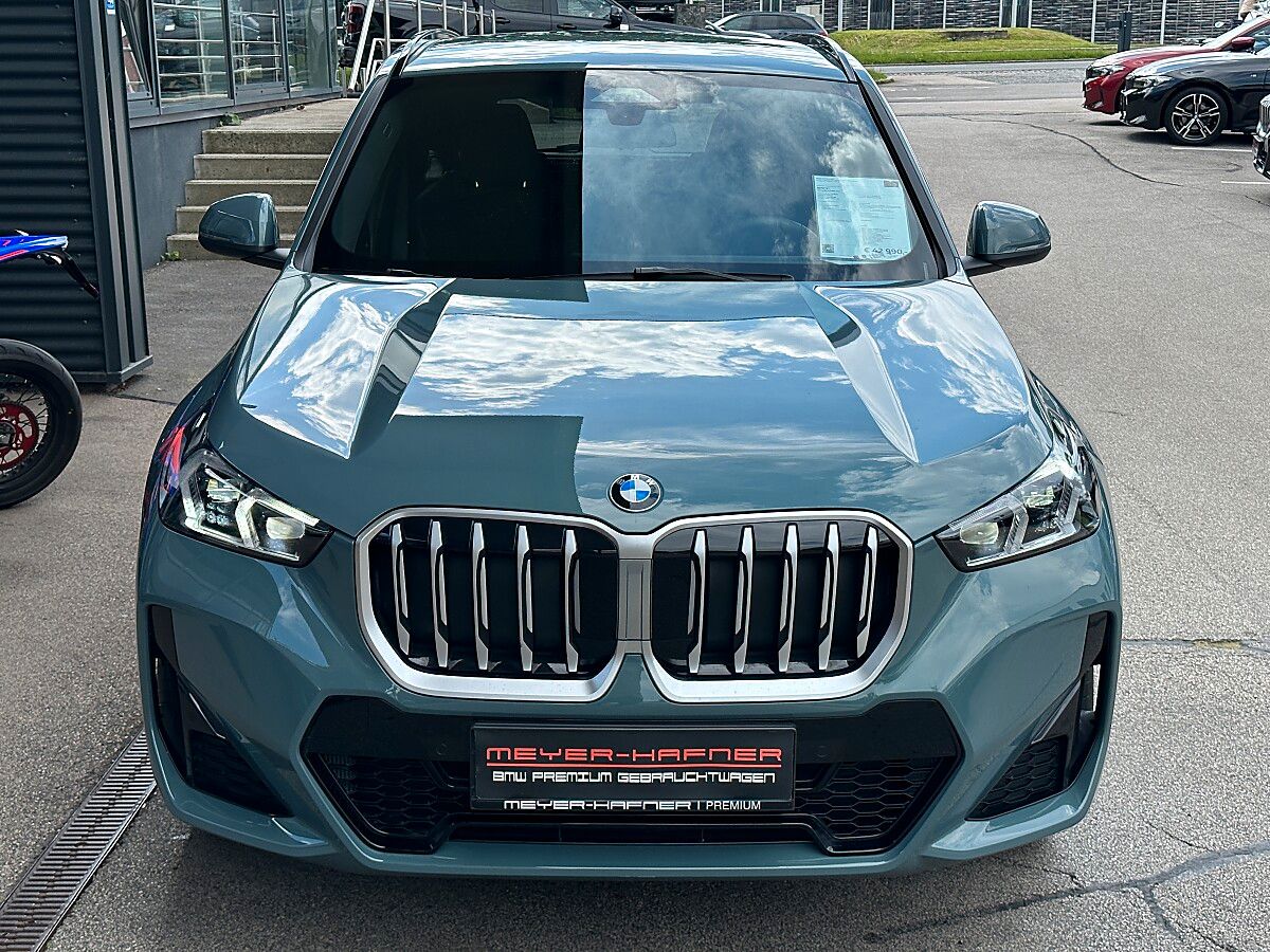BMW X1 sDrive18i M-Paket Aut. imagem 3